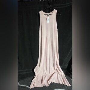 NWT Chic Blush Sleeveless Maxi Dress